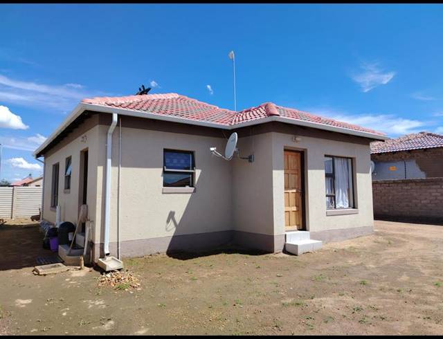 3 BEDROOM HOUSE FOR SALE IN SOUTHERN GATEWAY